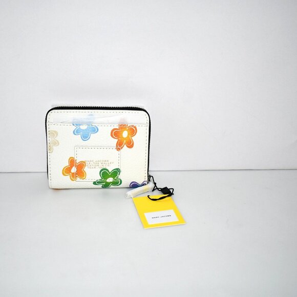 Marc Jacobs The Wild Daisy MINI Compact Wallet #2P5SMP011S02-101 NWT - Picture 6 of 6